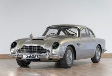 Фото - Aston Martin Джеймса Бонда с выдвижными «пулеметами» продали за £3 млн